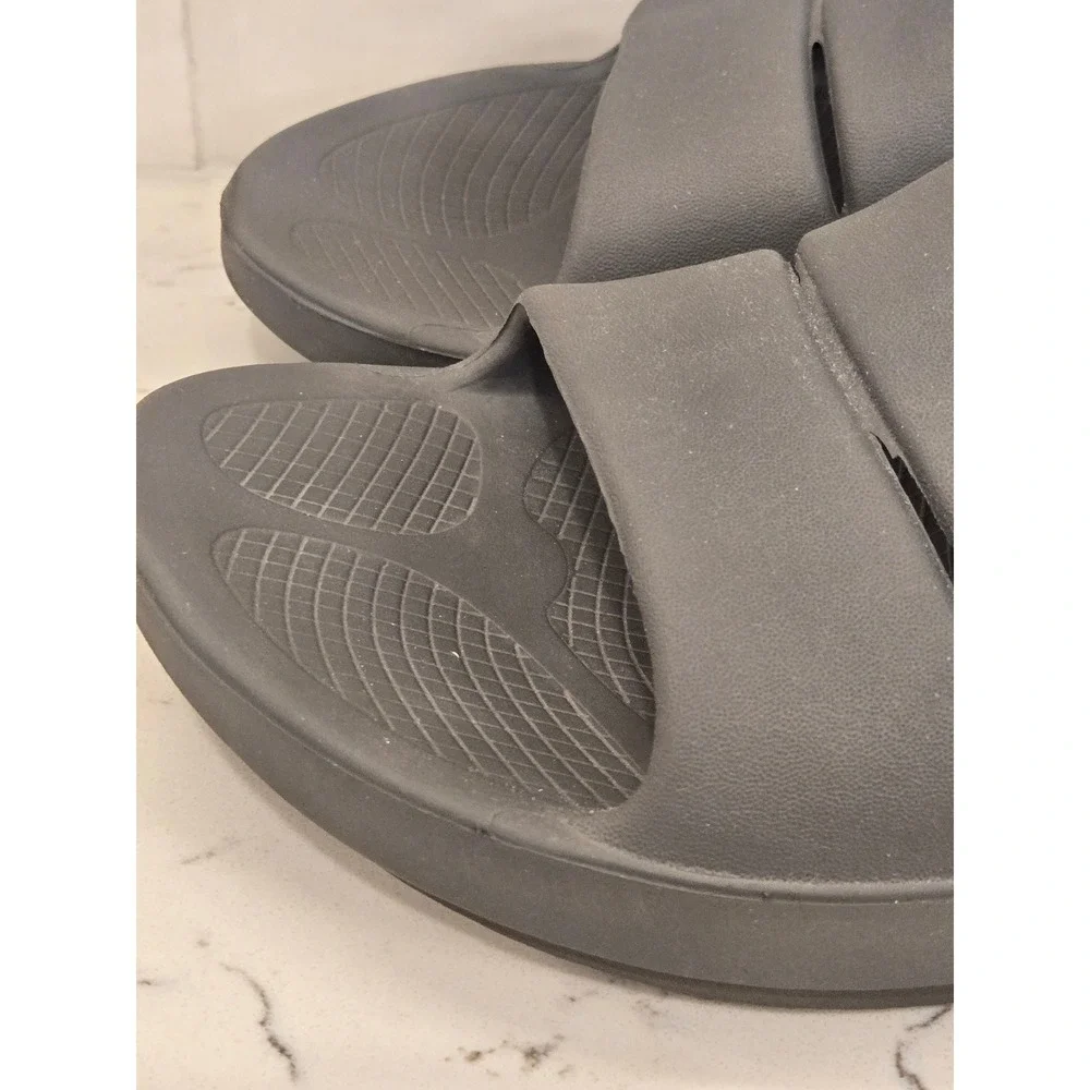 Oofos OOahh Slide Sandals Mens 10 Womens 12 Slate Grey Recovery Footwear EU 43